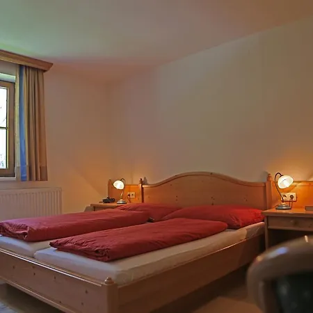 Appartementhaus Wehrenfennig Gosau