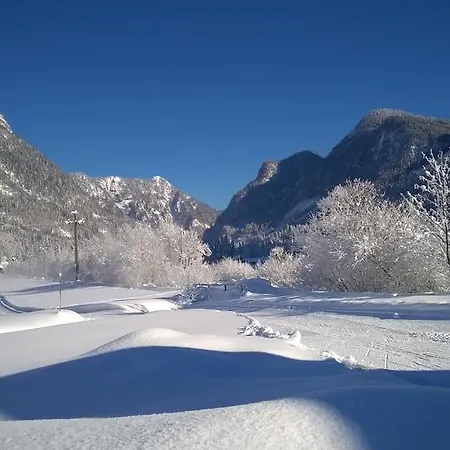 Appartementhaus Wehrenfennig * Gosau